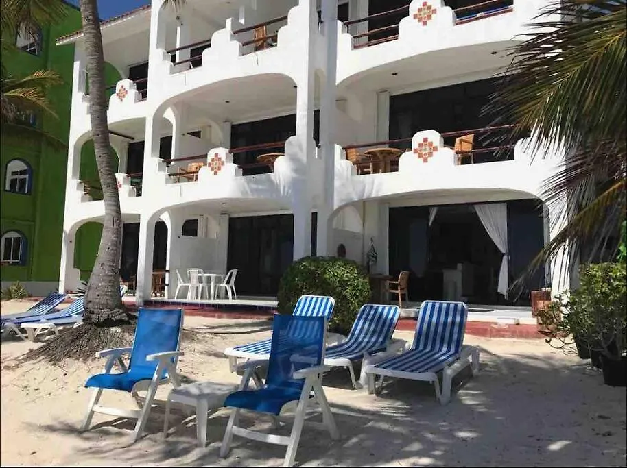 Beachfront Akumal Half Moon Bay 0*,  México